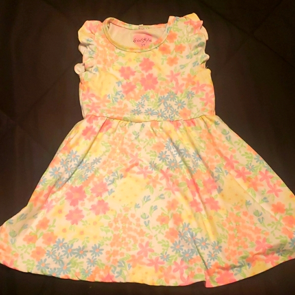 Toddler's 😼 Summer Dress - Picture 1 of 4